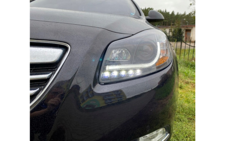 Фары передние Opel Insignia 2008-2012