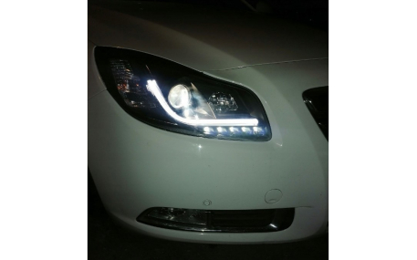 Фары передние Opel Insignia 2008-2012