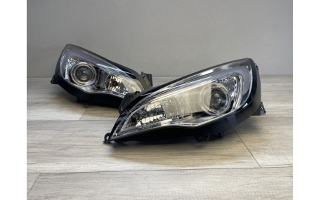 Фары передние Opel Astra J