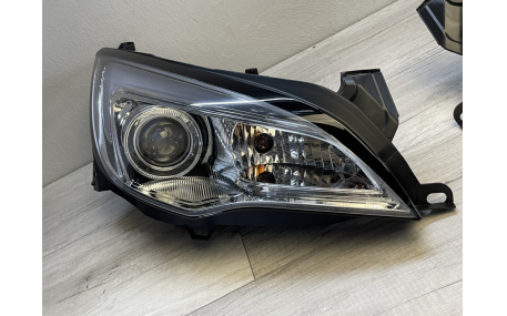 Фары передние Opel Astra J