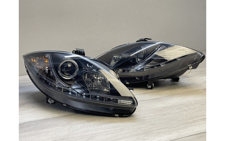 Фары передние Seat Leon