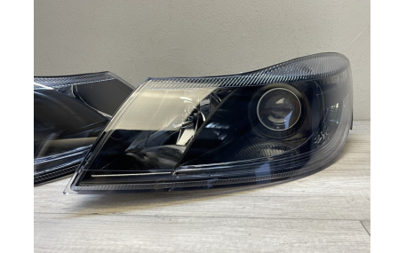 Фары передние Skoda Octavia A5 2009-2012