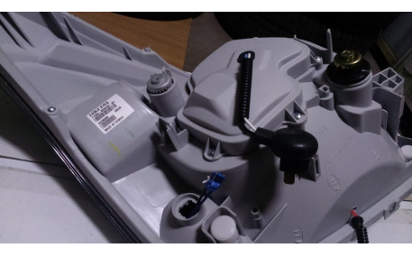 Фары передние Toyota Land Cruiser Prado 120