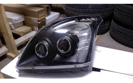 Фары передние Toyota Land Cruiser Prado 120