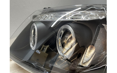 Фары передние Toyota Hilux 2005-2011