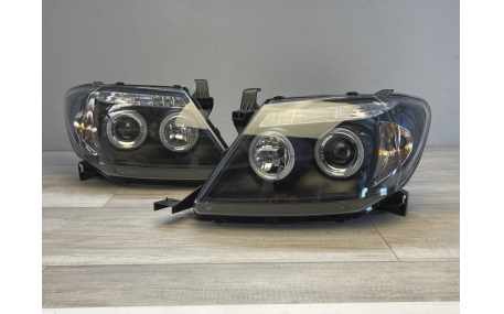 Фары передние Toyota Hilux 2005-2011