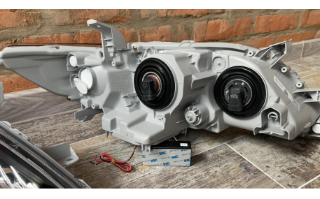 Фары передние Toyota Camry V40 2006-2009