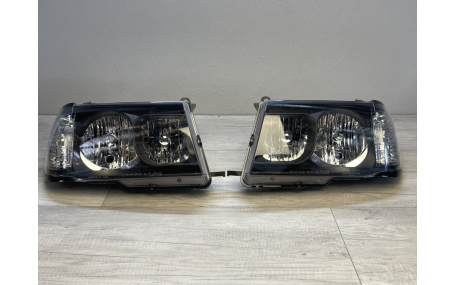 Фары передние Toyota Land Cruiser 100 1998-2004