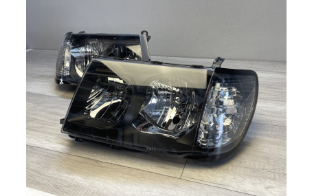 Фары передние Toyota Land Cruiser 100 1998-2004