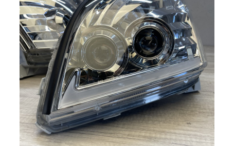 Фары передние Toyota Land Cruiser Prado 120