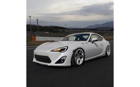 Фары передние Toyota GT86