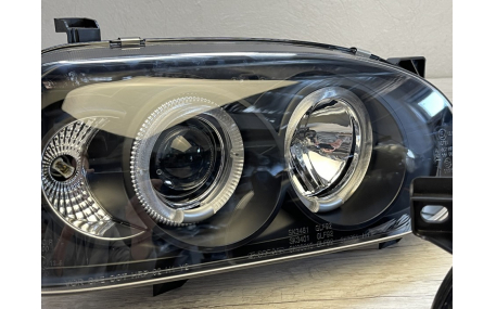 Фары передние Volkswagen Golf 3