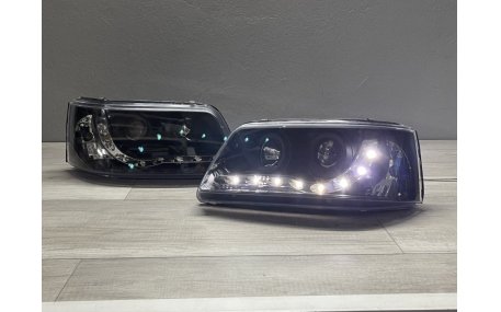 Фары передние Volkswagen T5