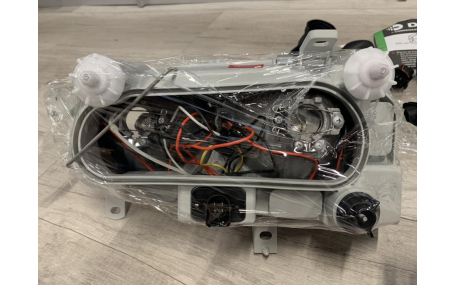 Фары передние Volkswagen Golf 3