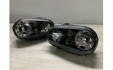 Фары передние Volkswagen Golf 4