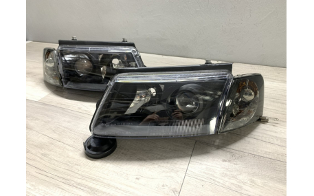 Фары передние Volkswagen Passat B5 1996-2000