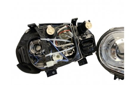 Фары передние Volkswagen Golf 4