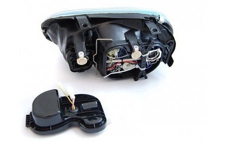 Фары передние Volkswagen Golf 4