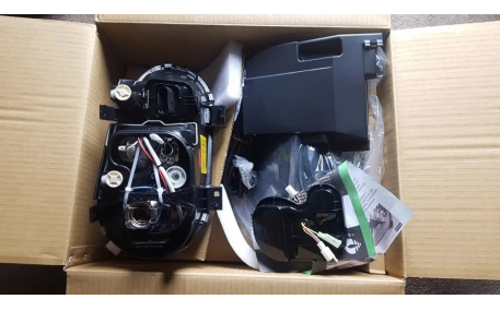 Фары передние Volkswagen Golf 4