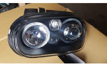 Фары передние Volkswagen Golf 4