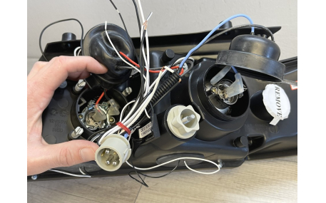 Фары передние Volkswagen Passat B5 1996-2000