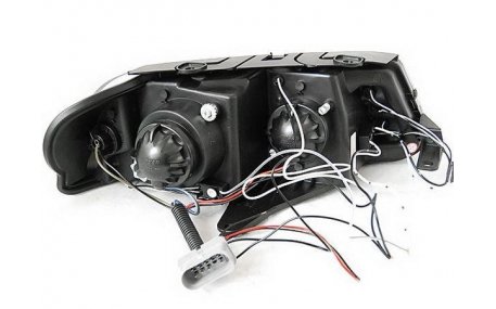 Фары передние Volkswagen Passat B5 2000-2005