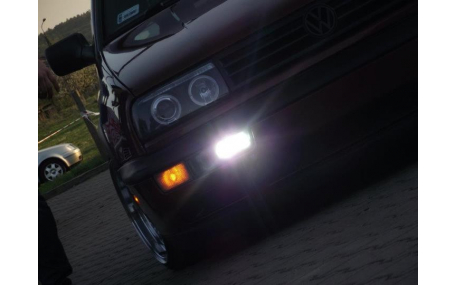Фары передние Volkswagen Vento