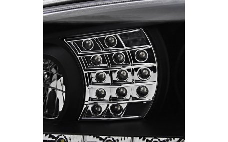 Фары передние Volkswagen Golf 4