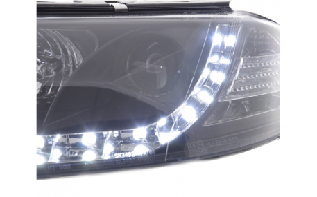 Фары передние Volkswagen Passat B5 2000-2005