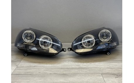 Фары передние Volkswagen Golf 5