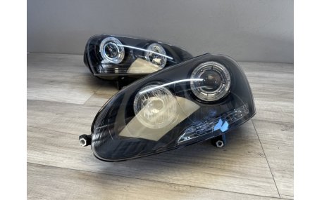 Фары передние Volkswagen Golf 5