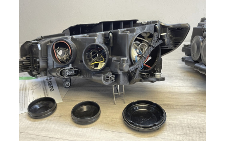 Фары передние Volkswagen Passat CC