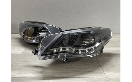 Фары передние Volkswagen Passat CC