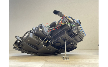 Фары передние Volkswagen Golf 7 2012-2017