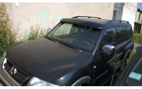 Козырек Mitsubishi Pajero Wagon
