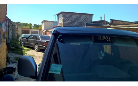 Козырек Mitsubishi Pajero Wagon