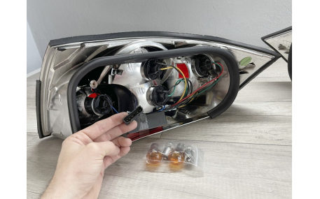 Фонари задние AUDI TT