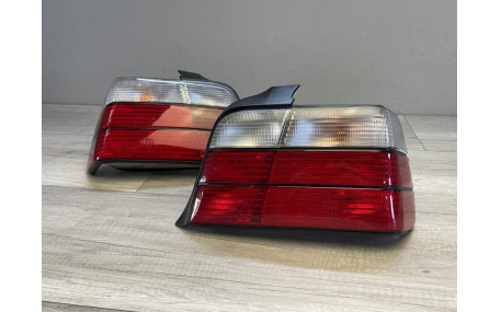 Фонари задние BMW E36 Sedan