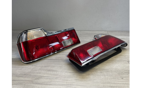 Фонари задние BMW E32