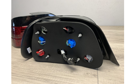 Фонари задние BMW 7 E38