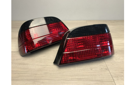 Фонари задние BMW 7 E38