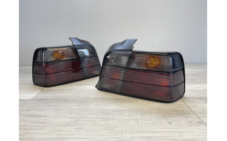 Фонари задние BMW E36 Sedan