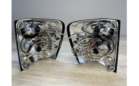 Фонари задние JEEP Grand Cherokee