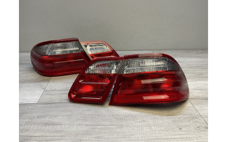 Фонари задние Mercedes E-class W210