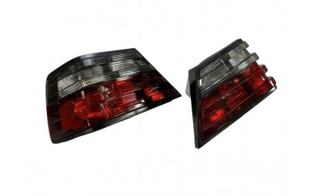 Фонари задние Mercedes E-class W124