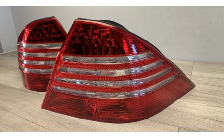 Фонари задние Mercedes S-class W220