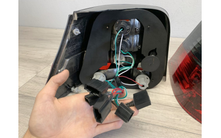 Фонари задние Volkswagen Golf 4