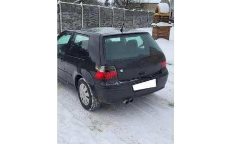 Фонари задние Volkswagen Golf 4