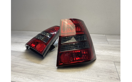 Фонари задние Volkswagen Golf 4