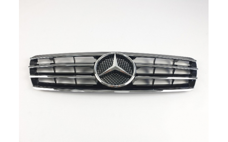 Решетка радиатора Mercedes C-class W203
